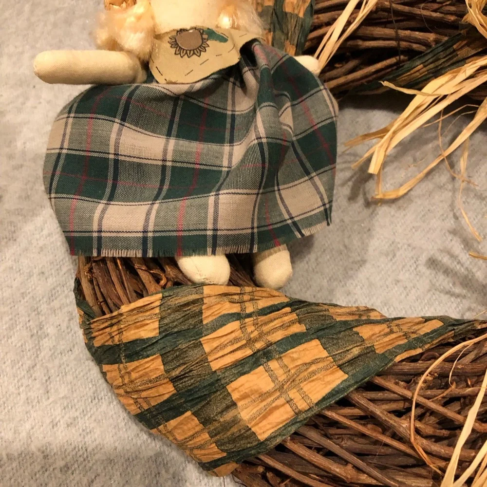 NWOT - Charming Rustic-look Plaid Doll Wreath with Raffia Trim